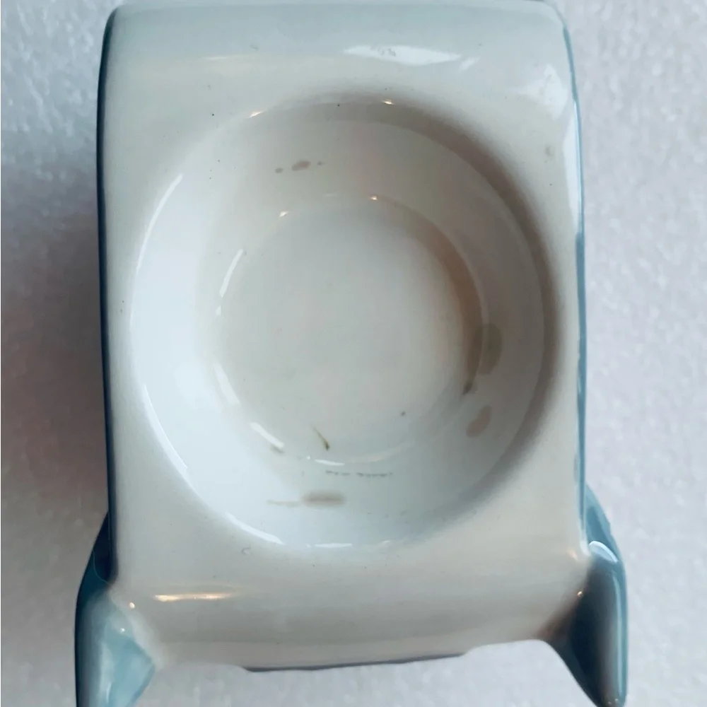Scentsy Road Less Traveled Warmer Mini Red White Camper Wall Plug In With Light - Picture 10 of 11